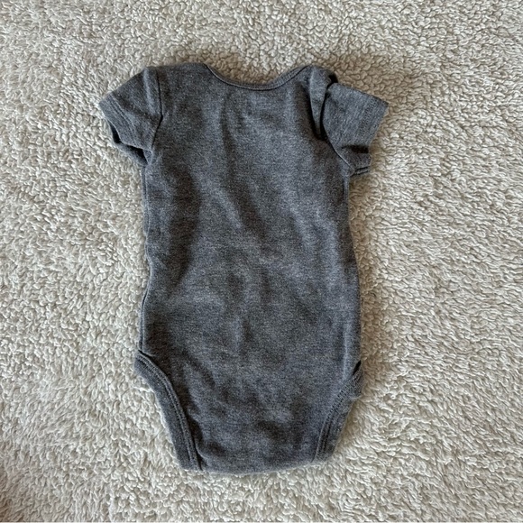 Bundle of Newborn Onsies - Picture 11 of 14